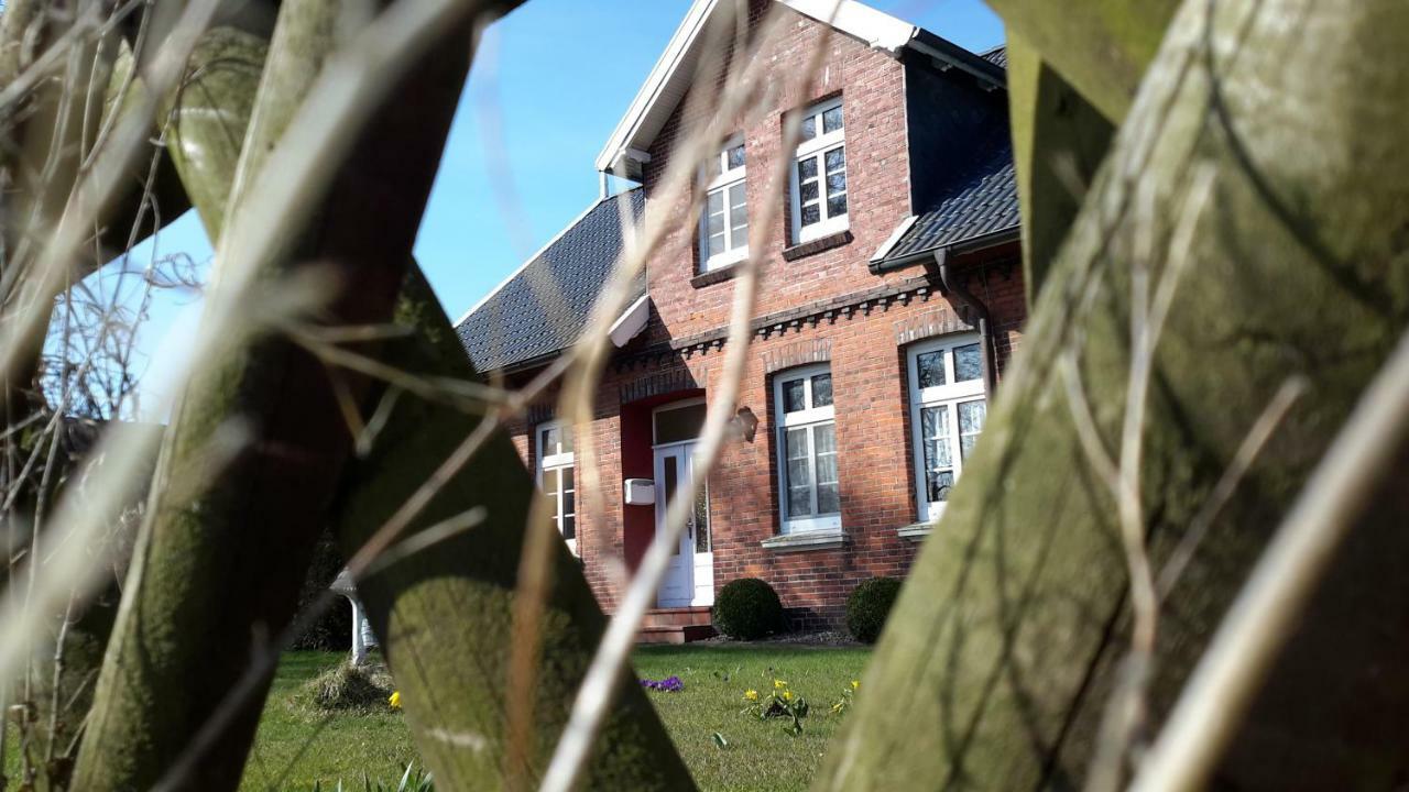 Landhaus Von Felde Esens Bagian luar foto