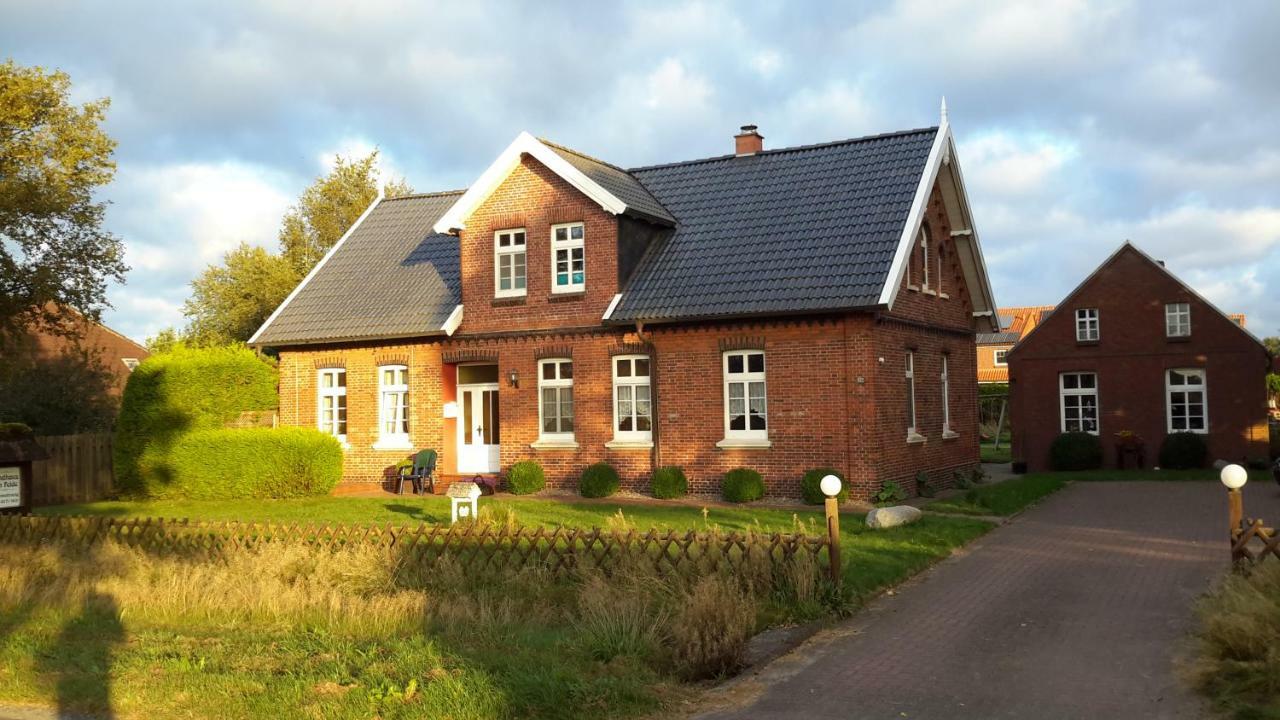 Landhaus Von Felde Esens Bagian luar foto